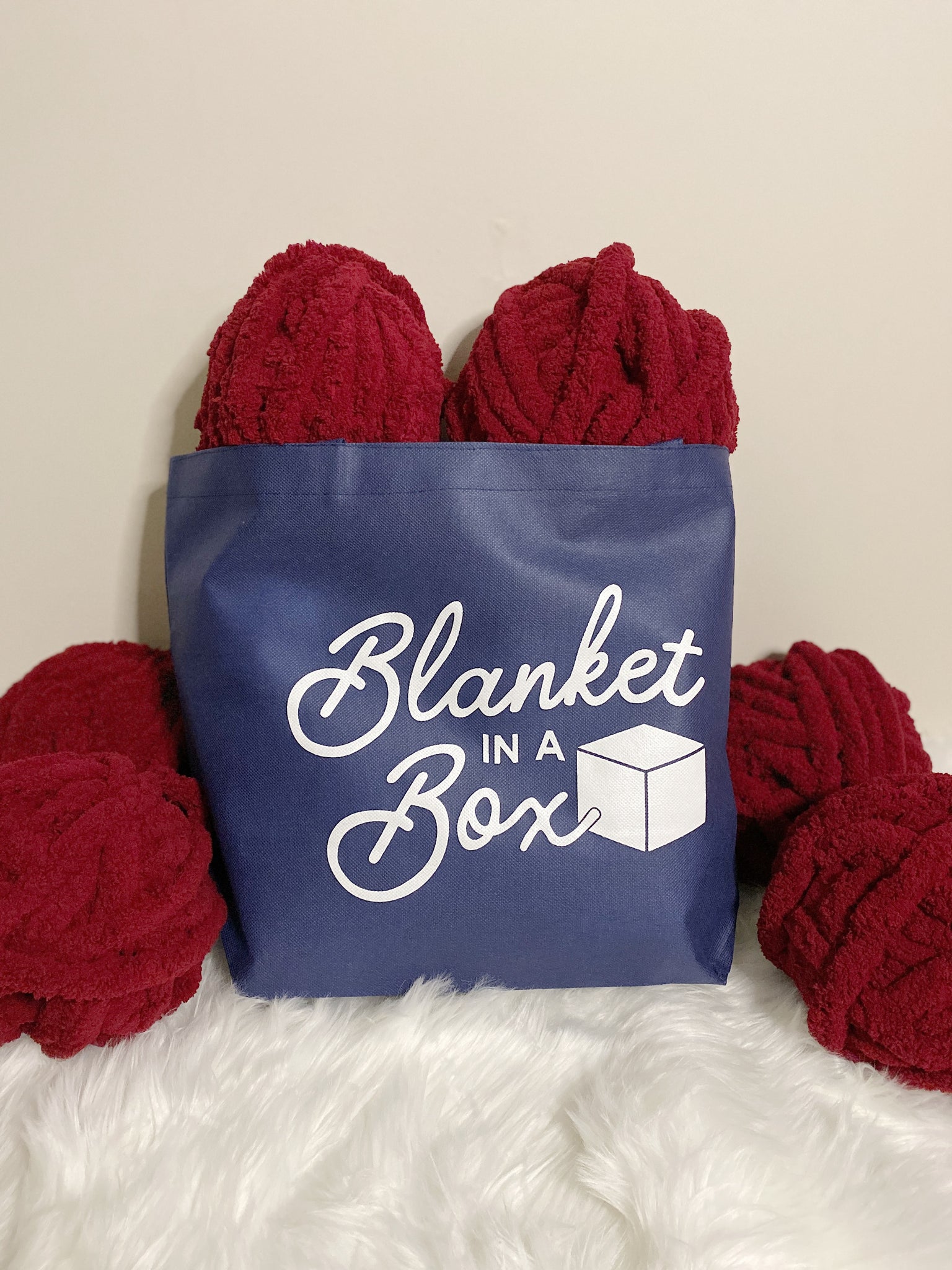 DIY Chunky Knit Blanket, Online class & kit, Gifts
